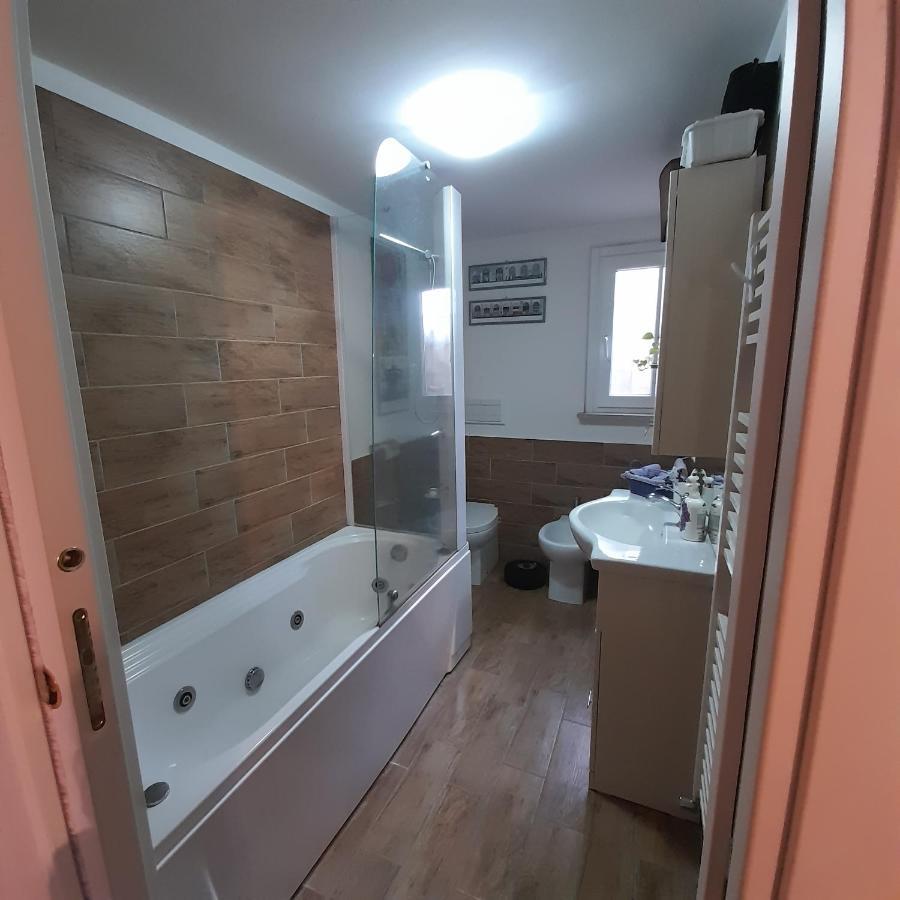 Il Glicine Hotel Sutri Kültér fotó